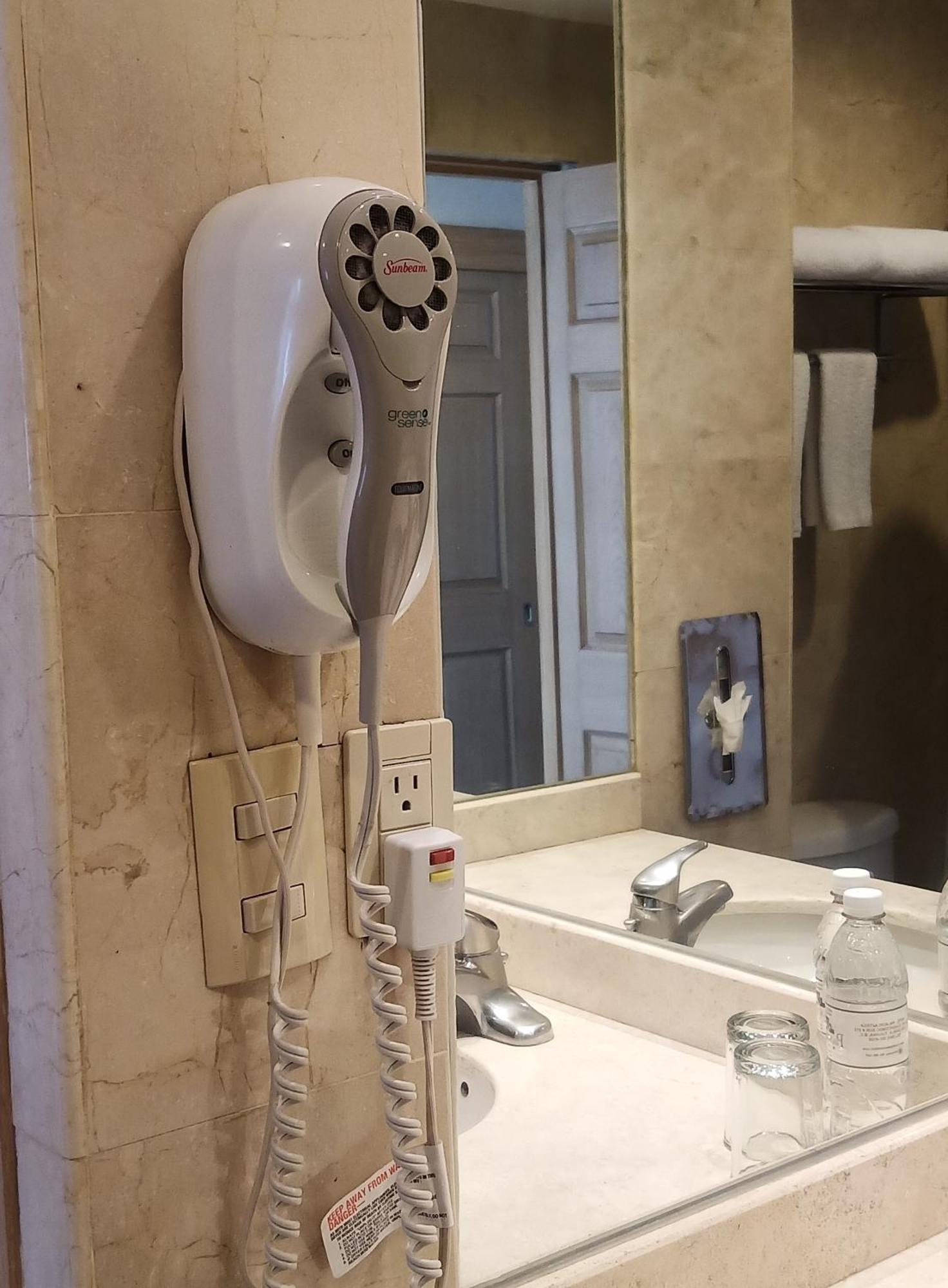 Hotel Palacio Azteca Tijuana Zewnętrze zdjęcie